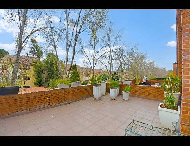 2 BEDROOM APARTMENT TO LET IN ATHOLL